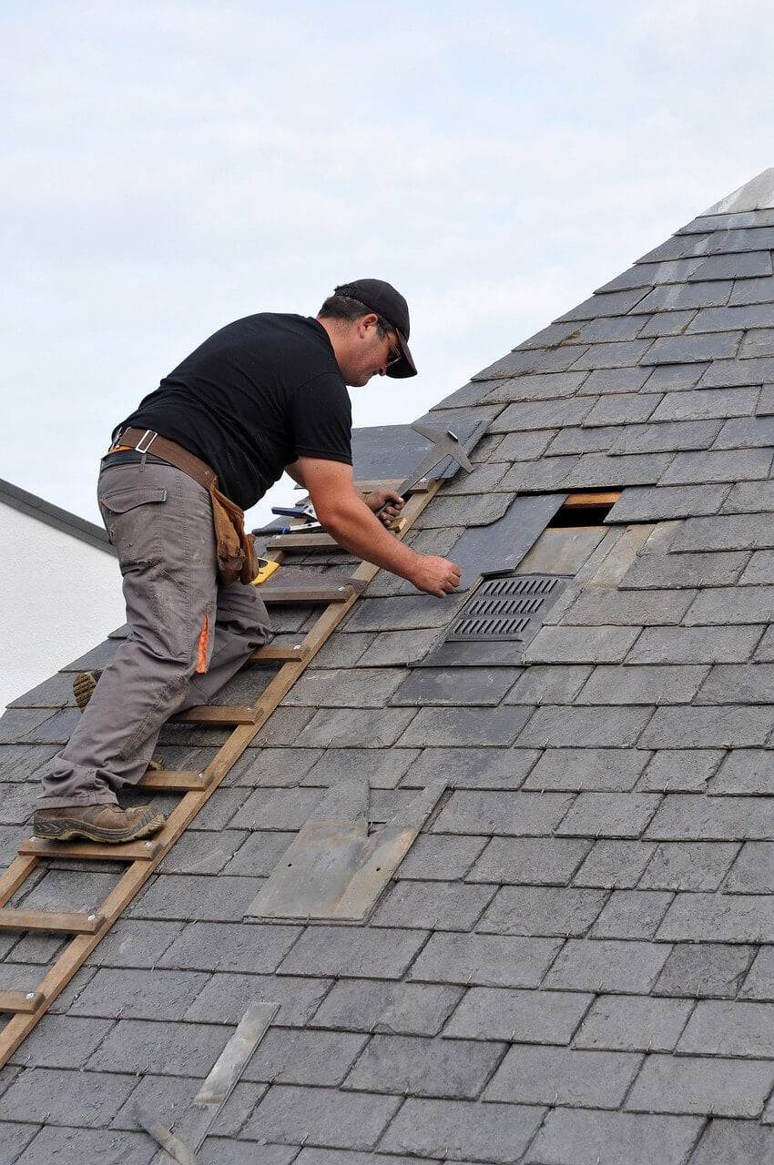 How Do I know I need a New Roof? Signs It's time for a New Roof